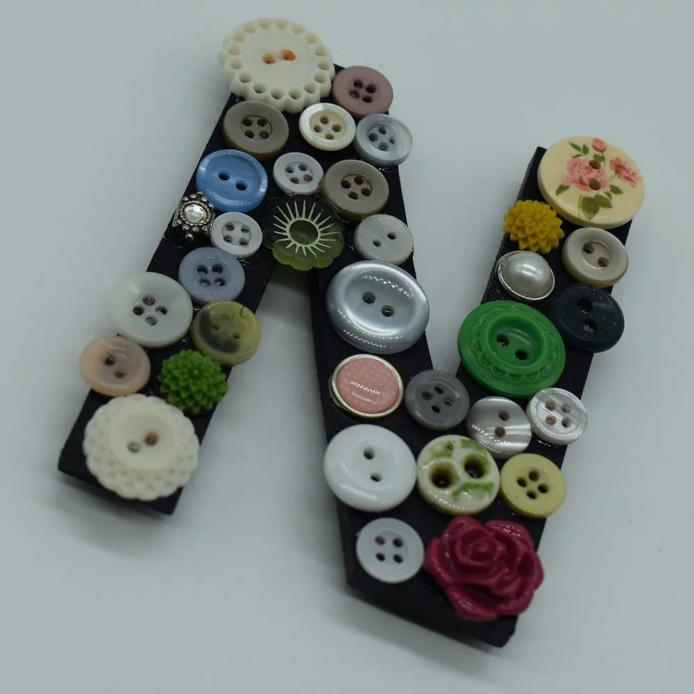 Hand crafted Purple Letter N Button Magnet - Picture 4 of 4